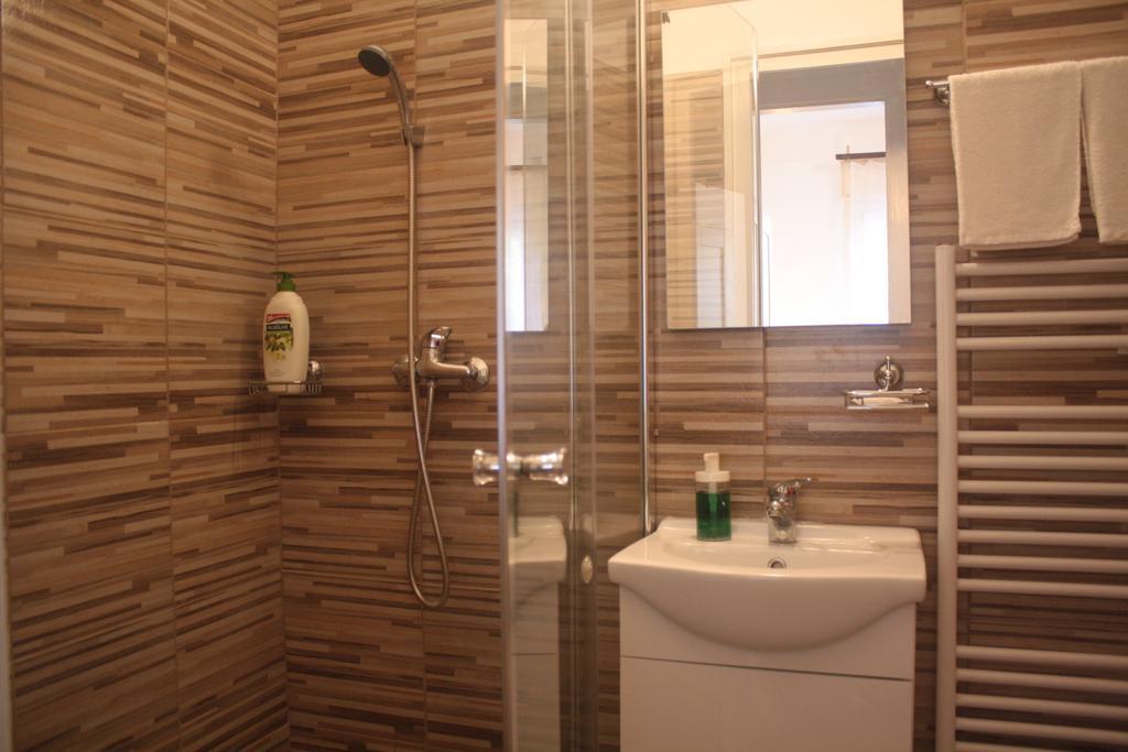 O-Ujlak Apartman Budapest Exteriör bild