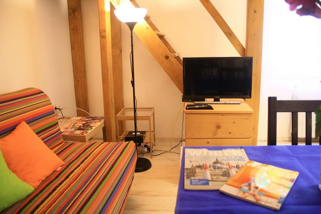 O-Ujlak Apartman Budapest Exteriör bild