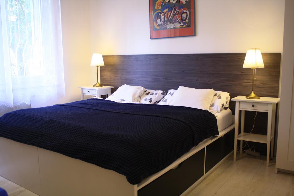 O-Ujlak Apartman Budapest Exteriör bild